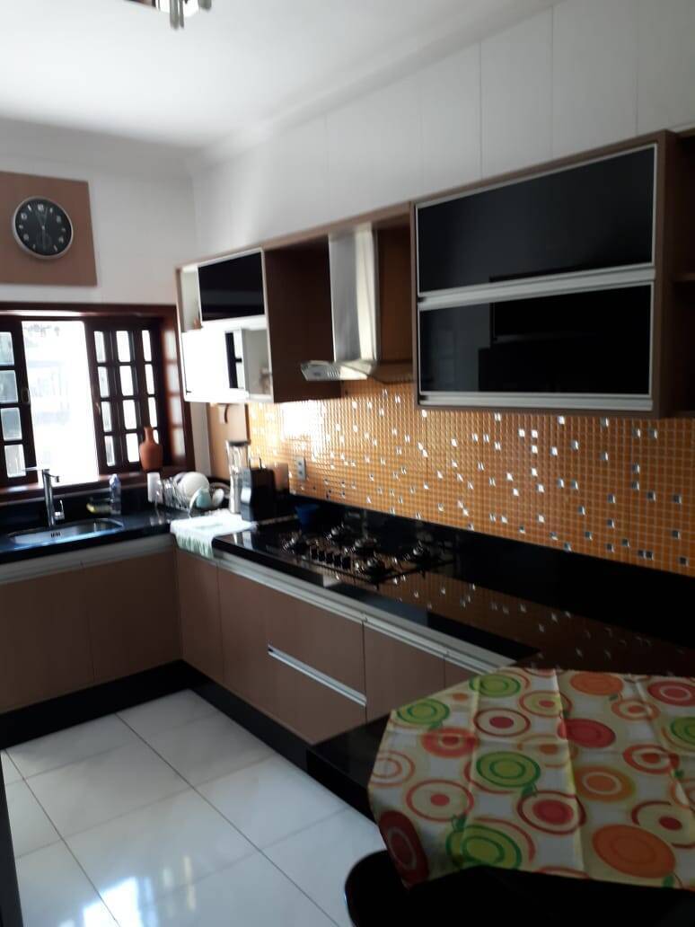 Sobrado, 3 quartos, 295 m² - Foto 3