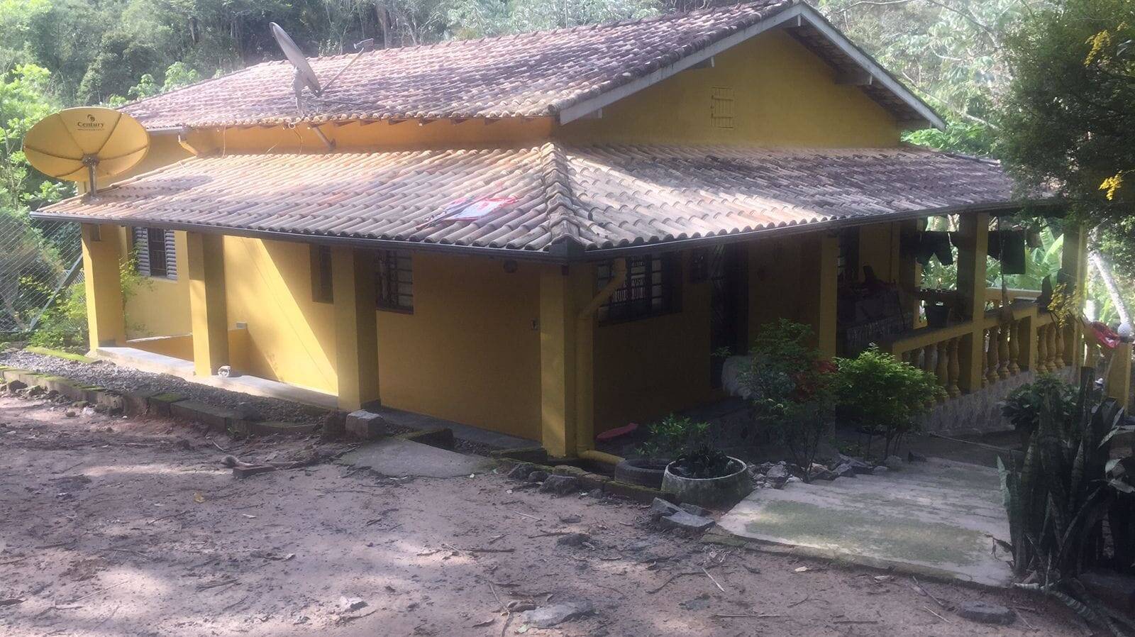 Chácara à venda com 3 quartos, 2m² - Foto 15