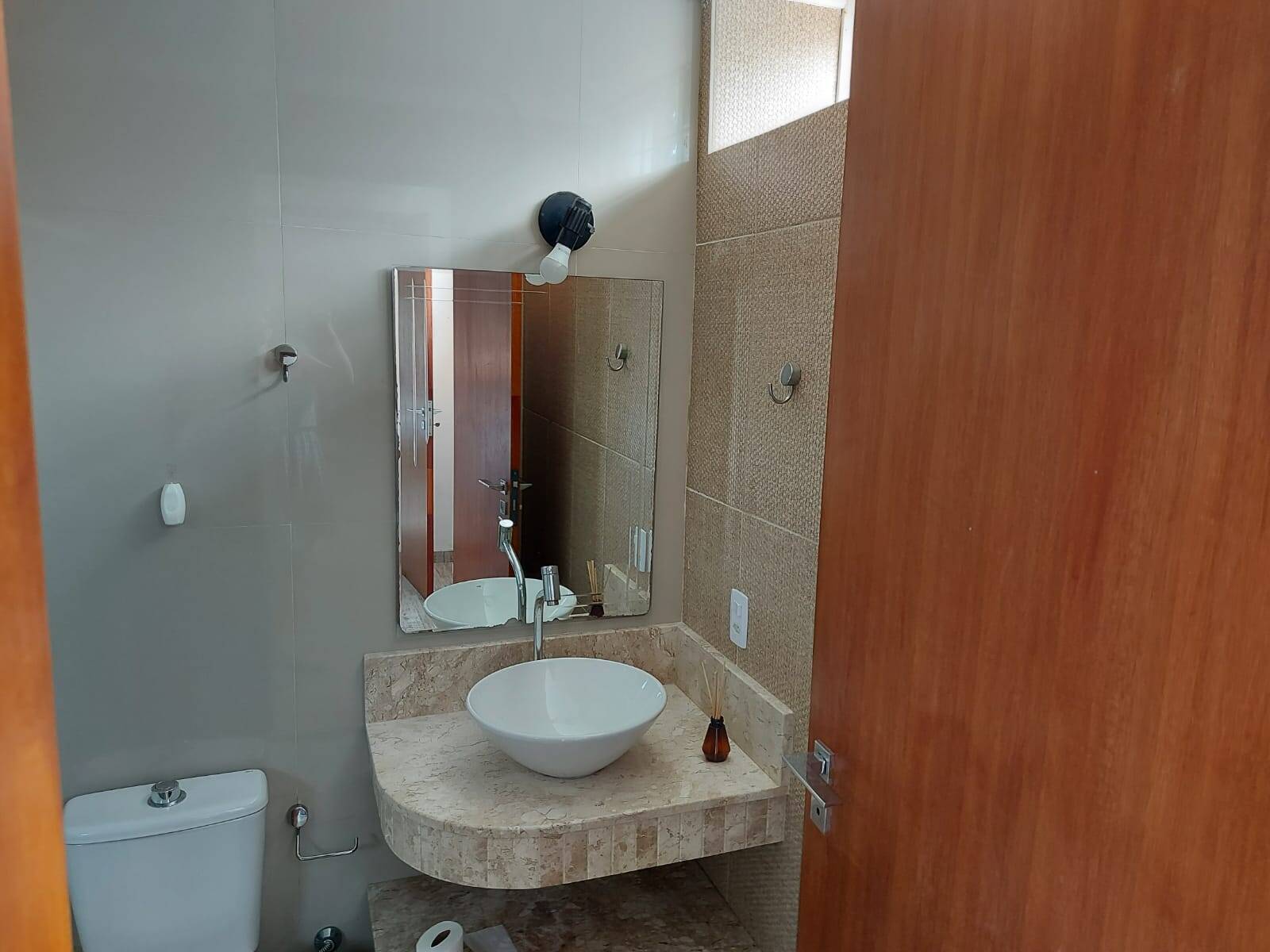 Casa à venda com 3 quartos, 220m² - Foto 7