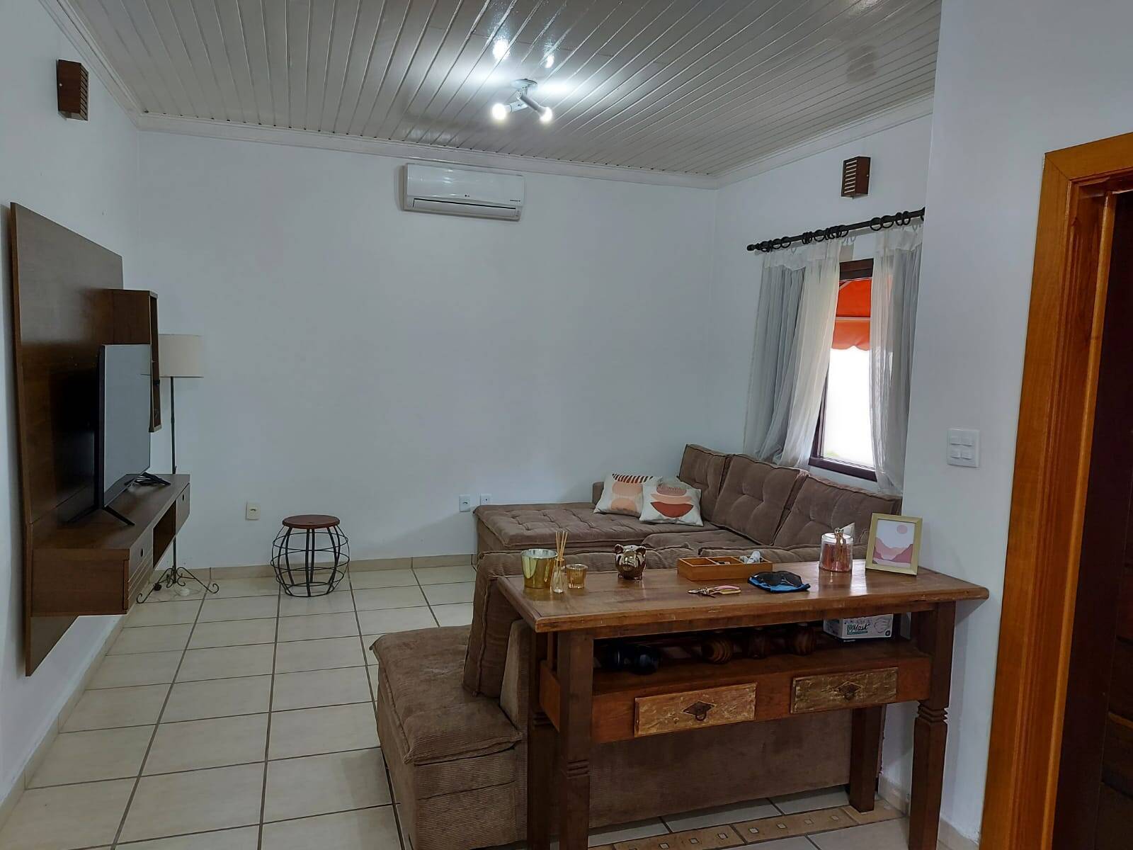 Casa à venda com 3 quartos, 220m² - Foto 12