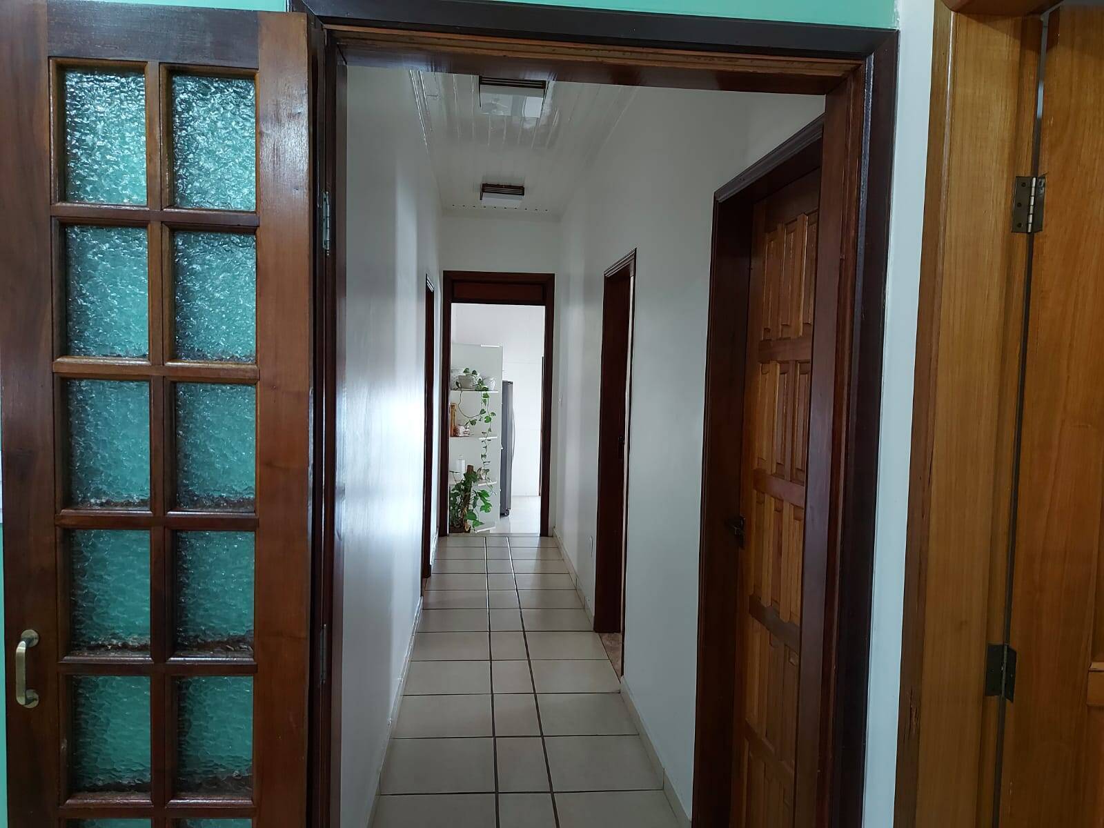 Casa à venda com 3 quartos, 220m² - Foto 27