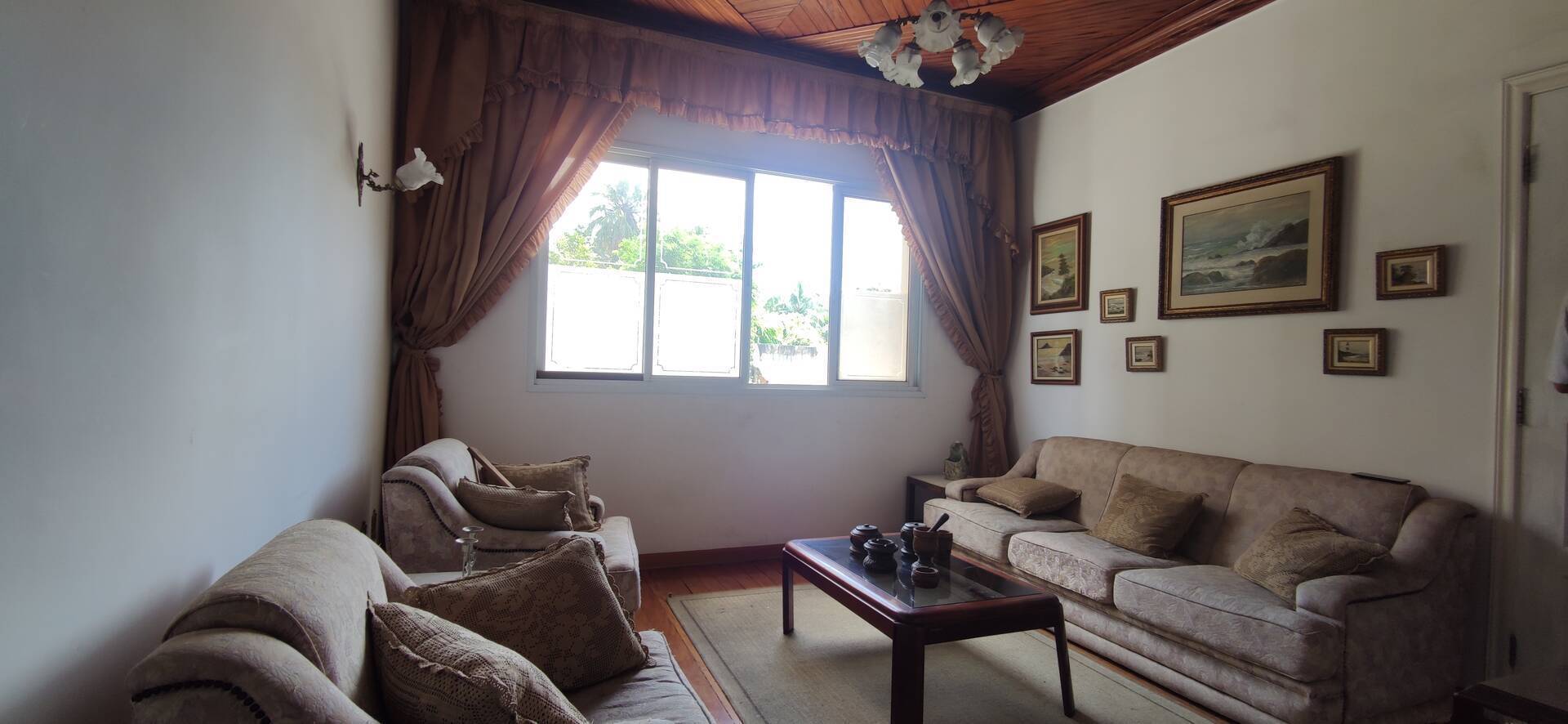 Casa, 3 quartos, 220 m² - Foto 1