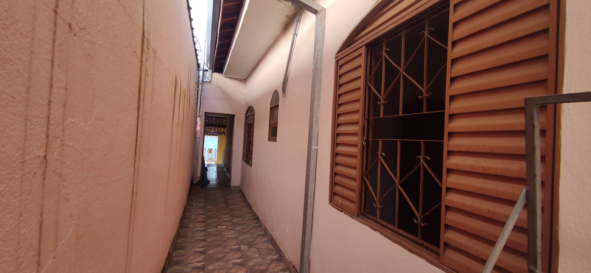 Casa à venda com 2 quartos, 73m² - Foto 4