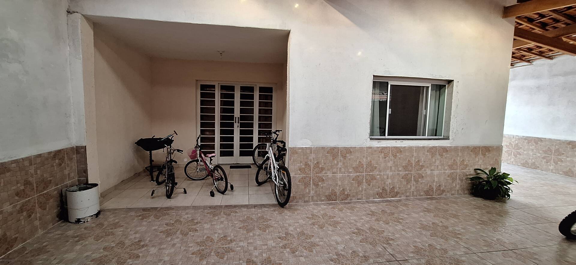 Casa à venda com 3 quartos, 216m² - Foto 15