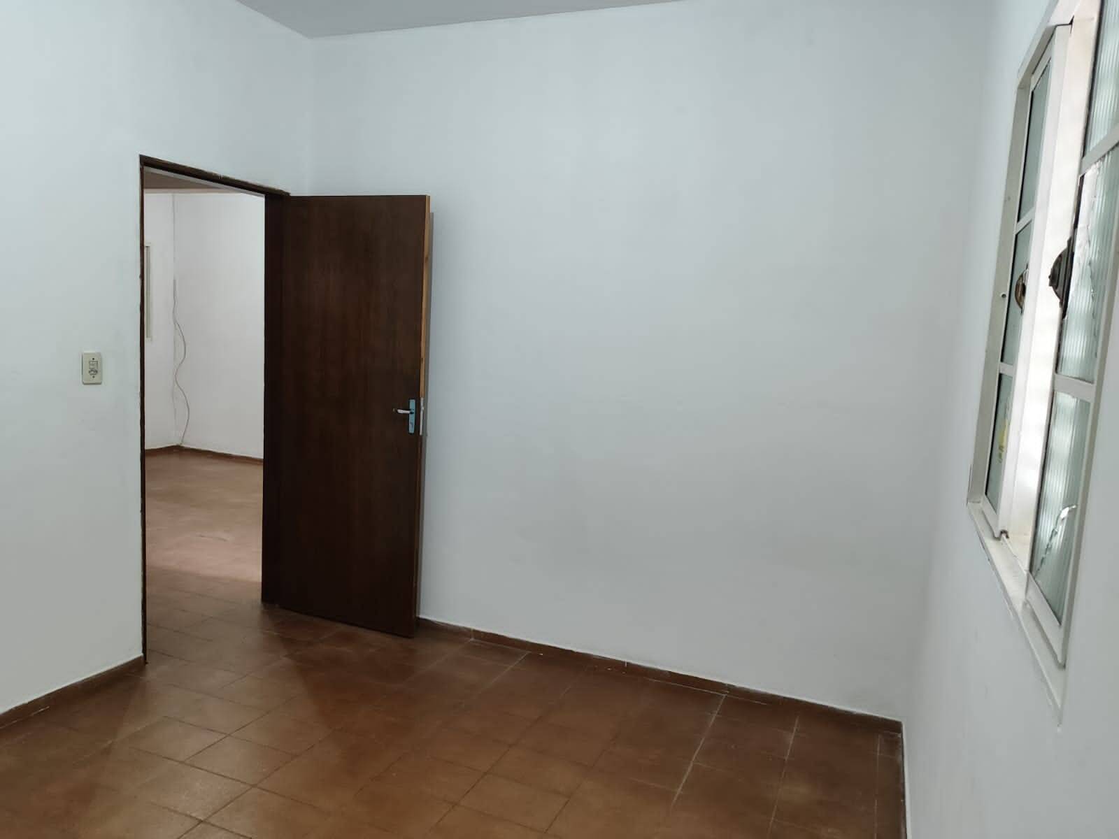 Casa à venda com 2 quartos, 115m² - Foto 3