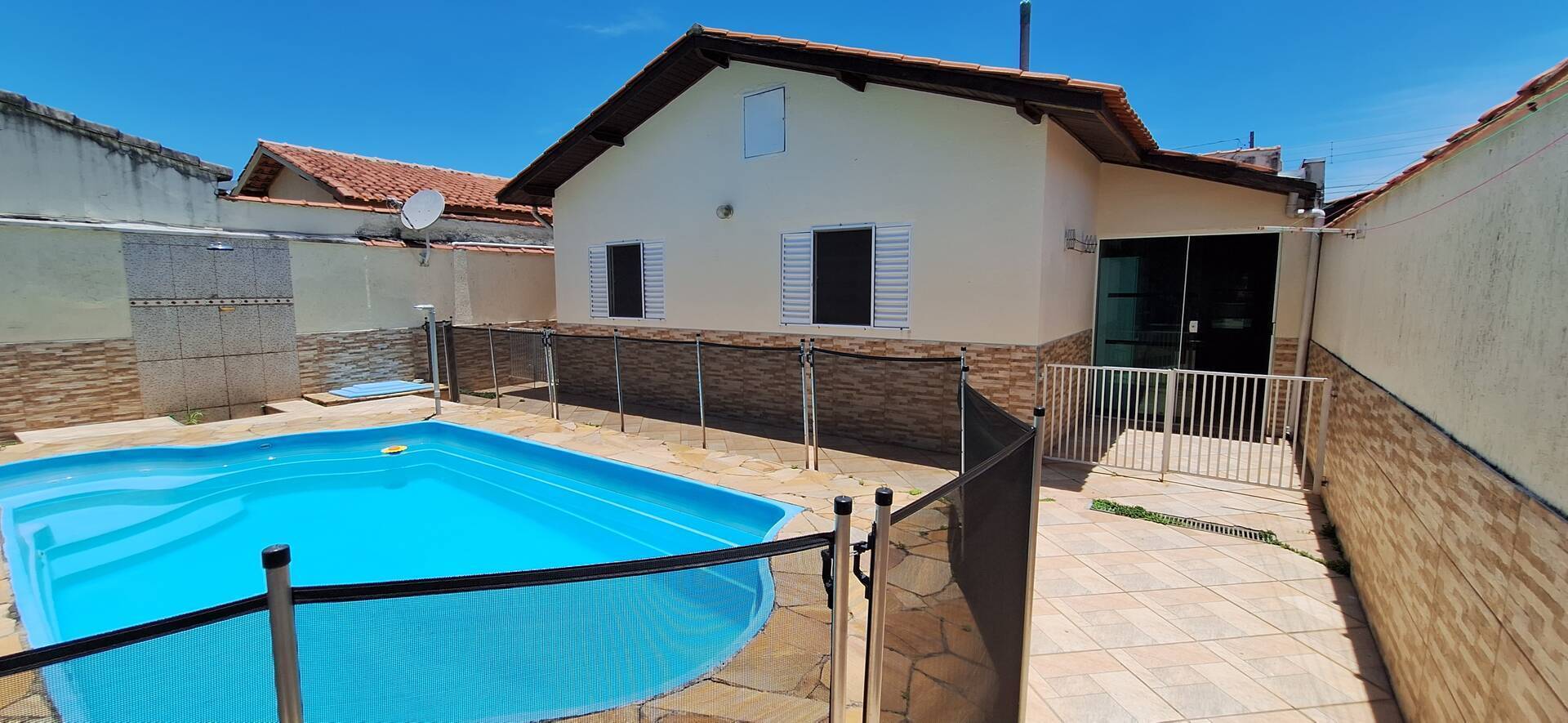 Casa, 3 quartos, 197 m² - Foto 2