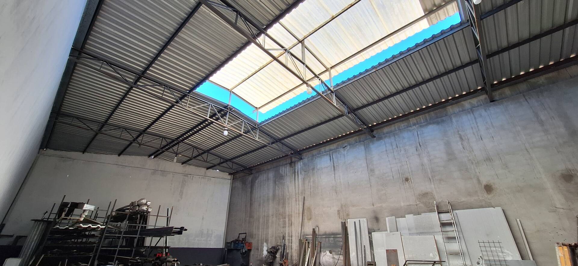 Depósito-Galpão-Armazém à venda, 300m² - Foto 2