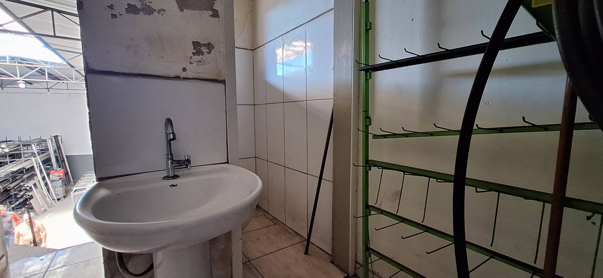 Depósito-Galpão-Armazém à venda, 300m² - Foto 4