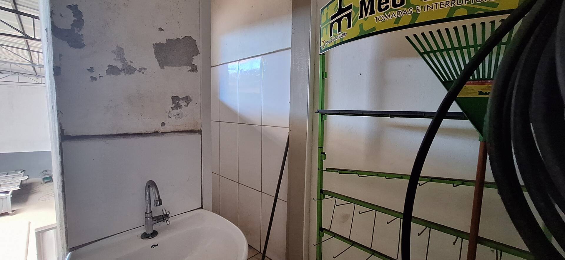 Depósito-Galpão-Armazém à venda, 300m² - Foto 11
