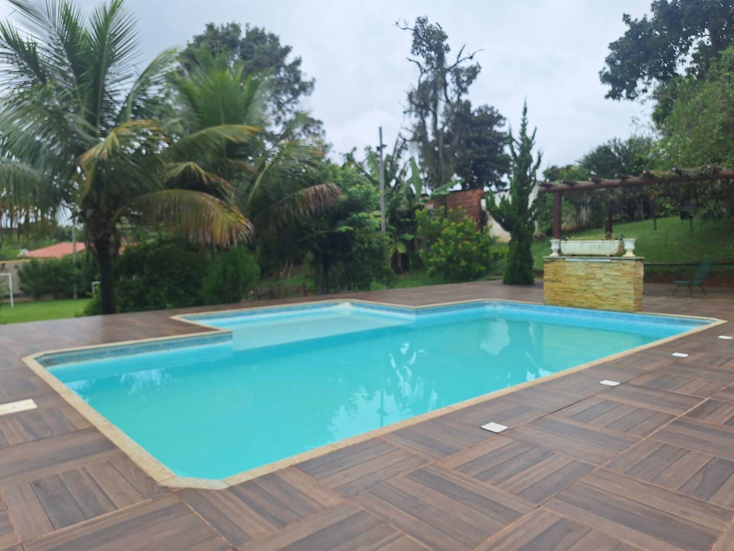 Chácara, 3 quartos, 2114 m² - Foto 2