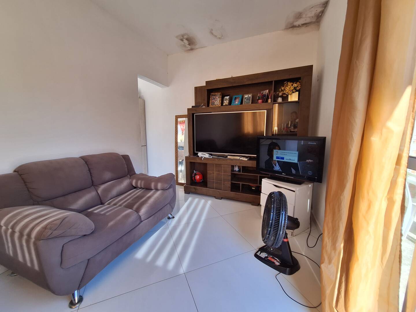 Casa à venda com 3 quartos, 89m² - Foto 2