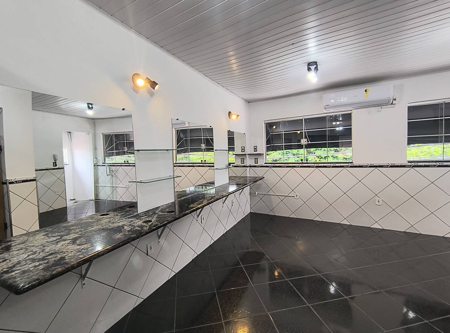 Loja-Salão para alugar, 100m² - Foto 14