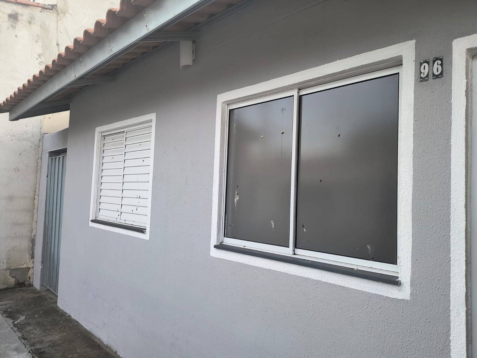Casa à venda com 2 quartos, 73m² - Foto 3