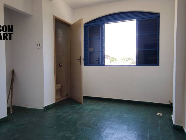 #377 - Casa para Venda em Guaratinguetá - SP - 2