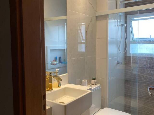Apartamento para Venda em Guaratinguetá - 4