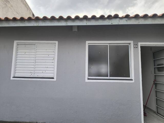 #523 - Casa para Venda em Guaratinguetá - SP - 1