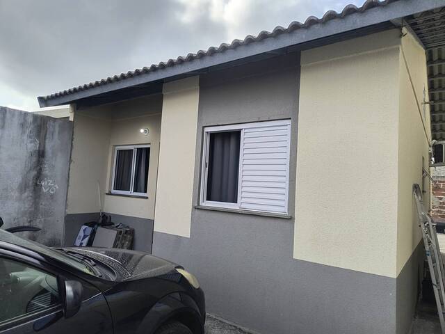 #599 - Casa para Venda em Guaratinguetá - SP - 2