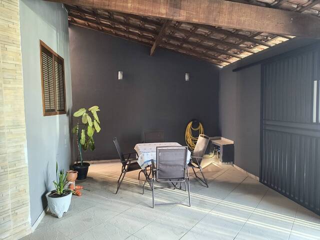 #602 - Casa para Venda em Guaratinguetá - SP - 2
