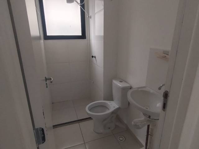 Apartamento para Venda em Guaratinguetá - 5