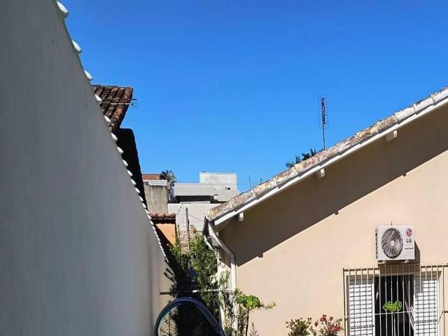 Casa para Venda em Guaratinguetá - 2