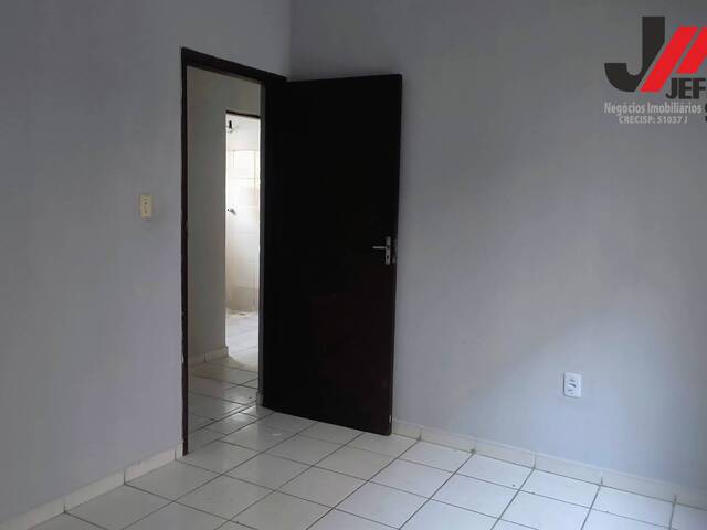 Apartamento para Locação em Aparecida - 3