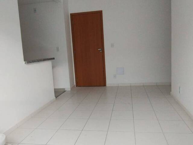 #710 - Apartamento para Locação em Lorena - SP - 2