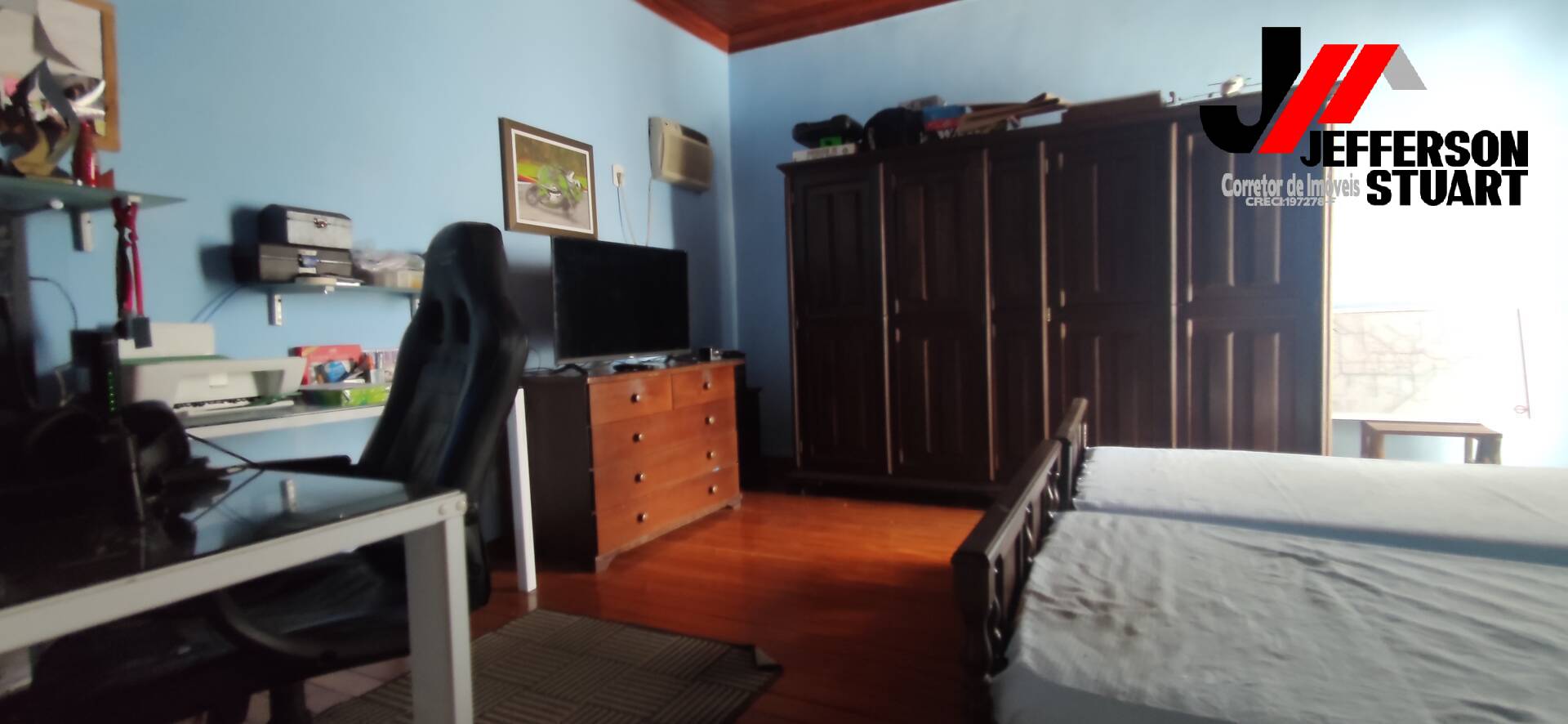 Casa à venda com 3 quartos, 220m² - Foto 4