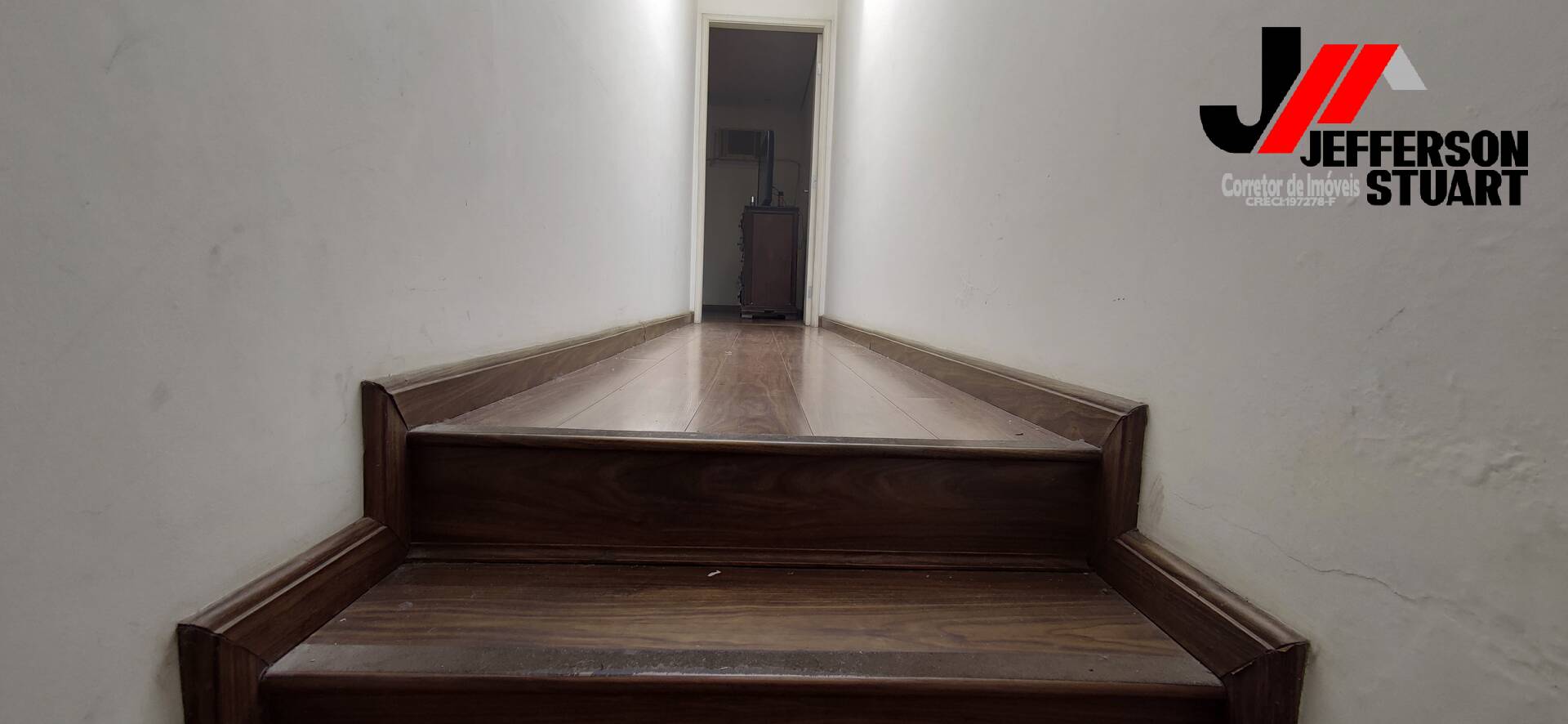 Casa à venda com 3 quartos, 220m² - Foto 11