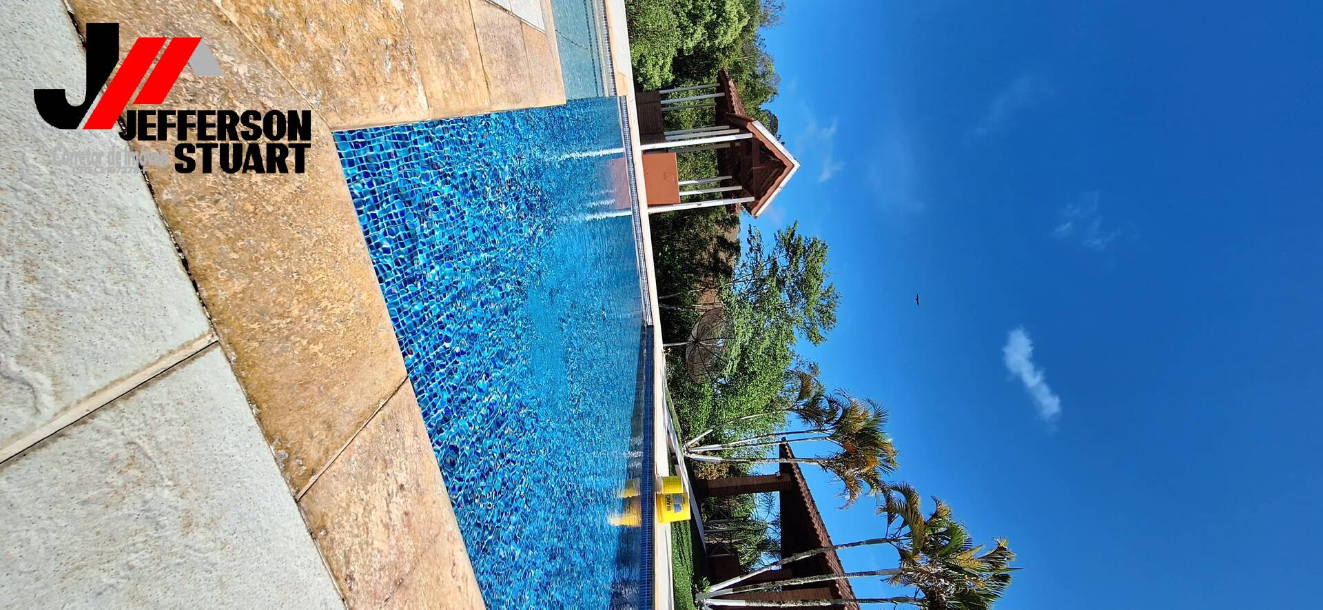 Sítio à venda com 8 quartos, 2m² - Foto 17