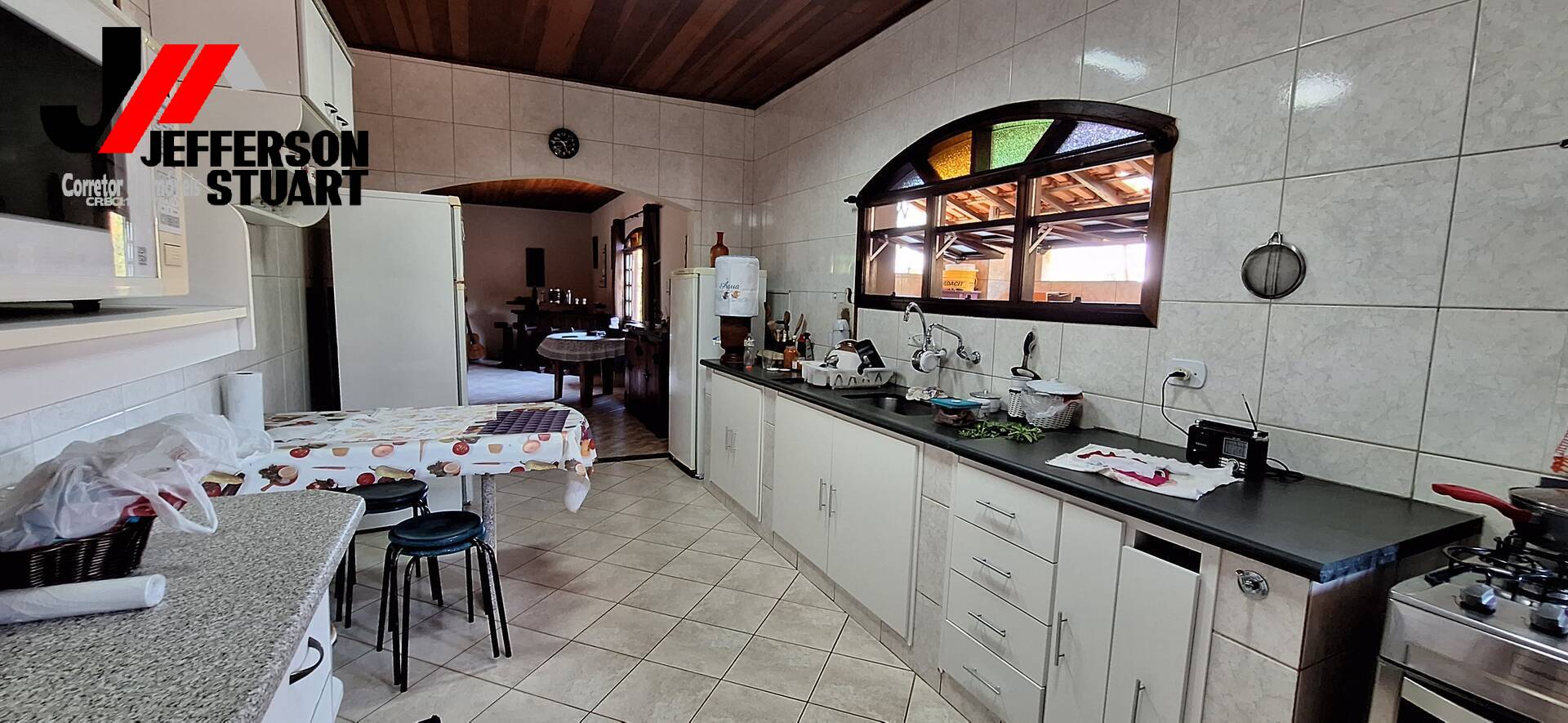 Sítio à venda com 8 quartos, 2m² - Foto 31