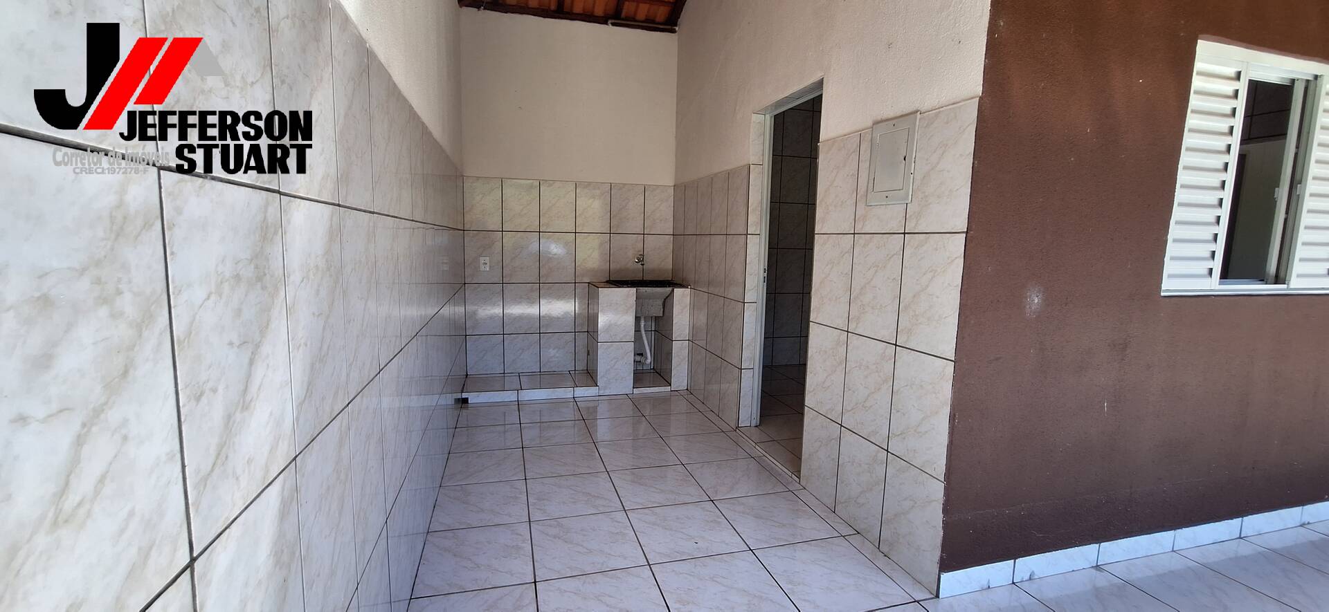 Sítio à venda com 8 quartos, 2m² - Foto 37