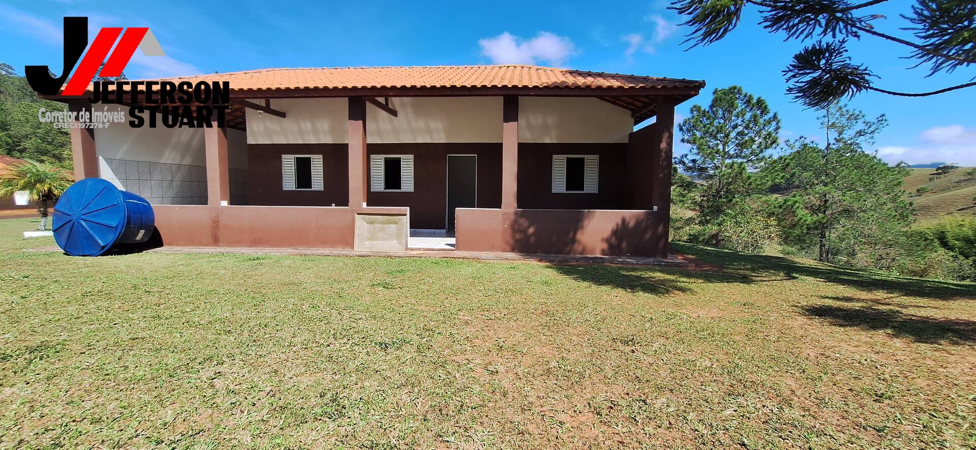 Sítio à venda com 8 quartos, 2m² - Foto 42
