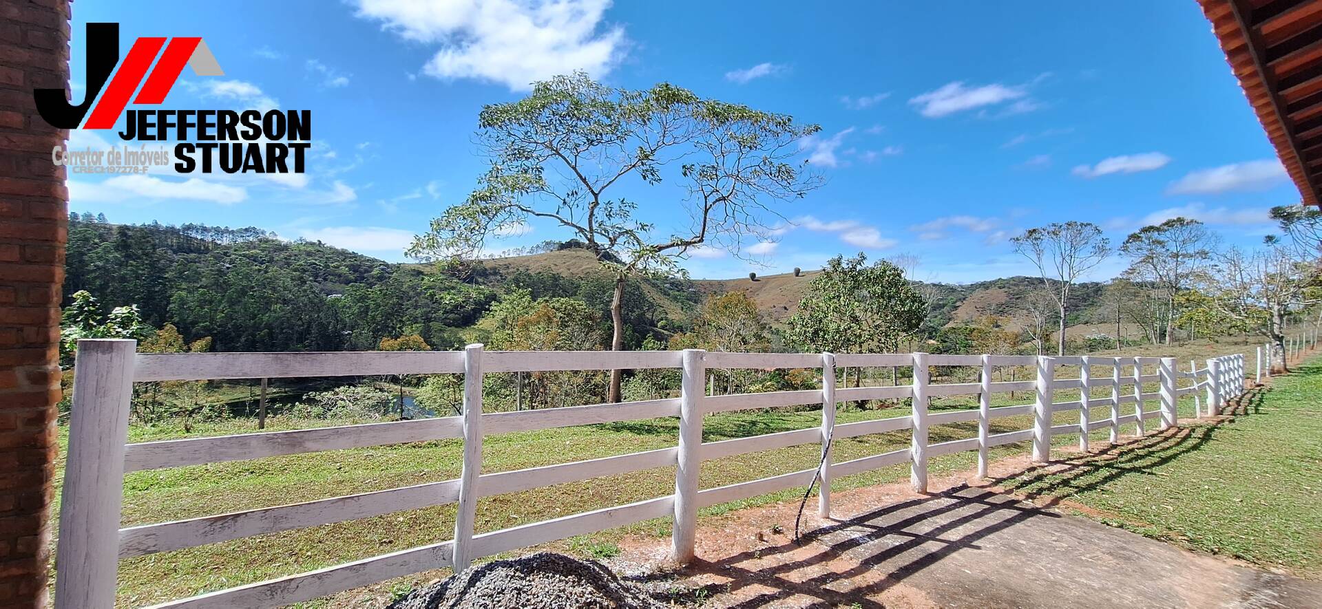 Sítio à venda com 8 quartos, 2m² - Foto 54