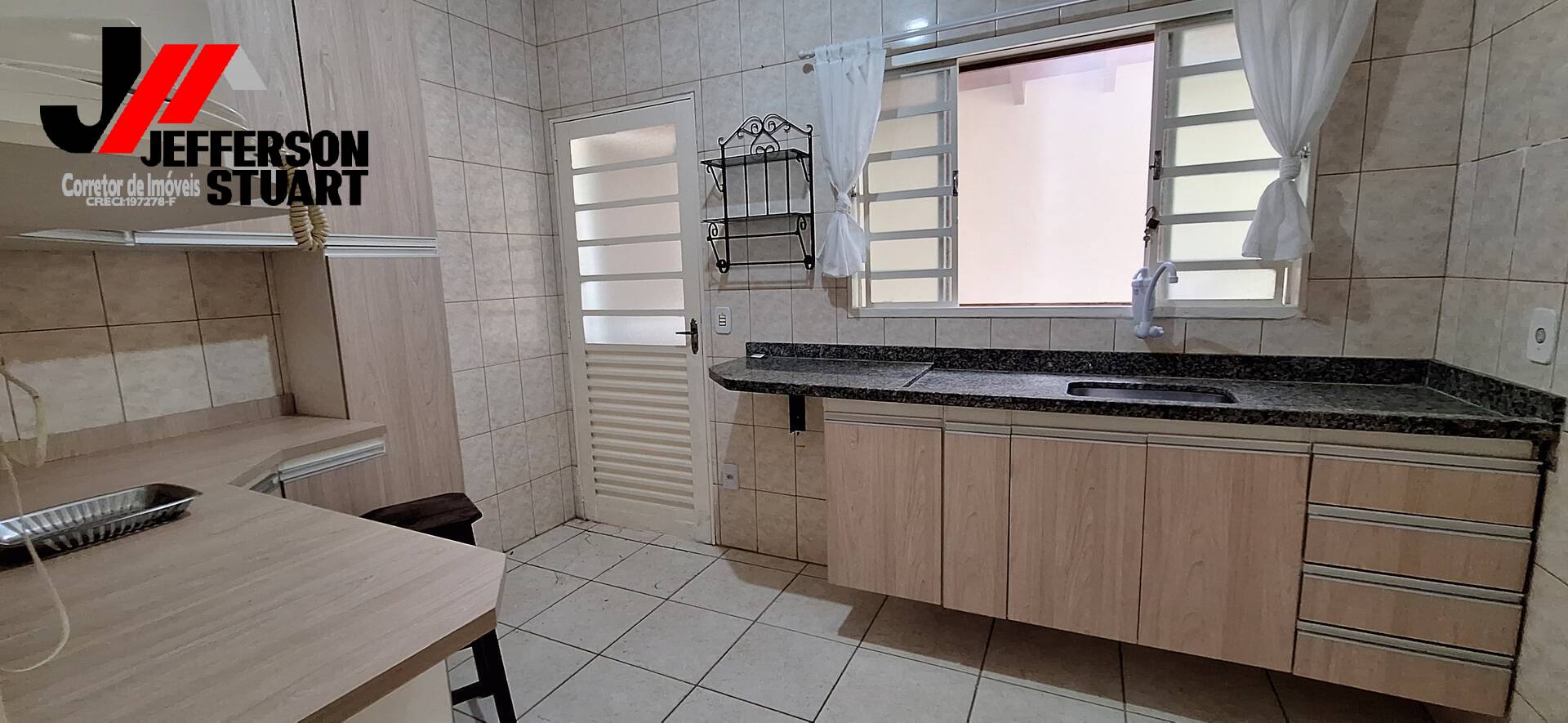 Casa à venda com 3 quartos, 197m² - Foto 12
