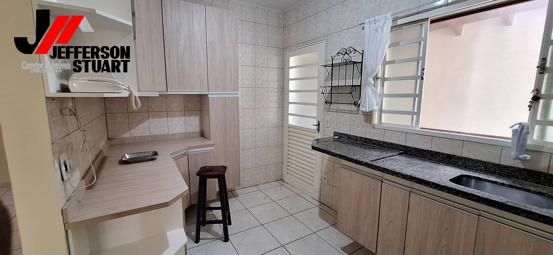 Casa à venda com 3 quartos, 197m² - Foto 13