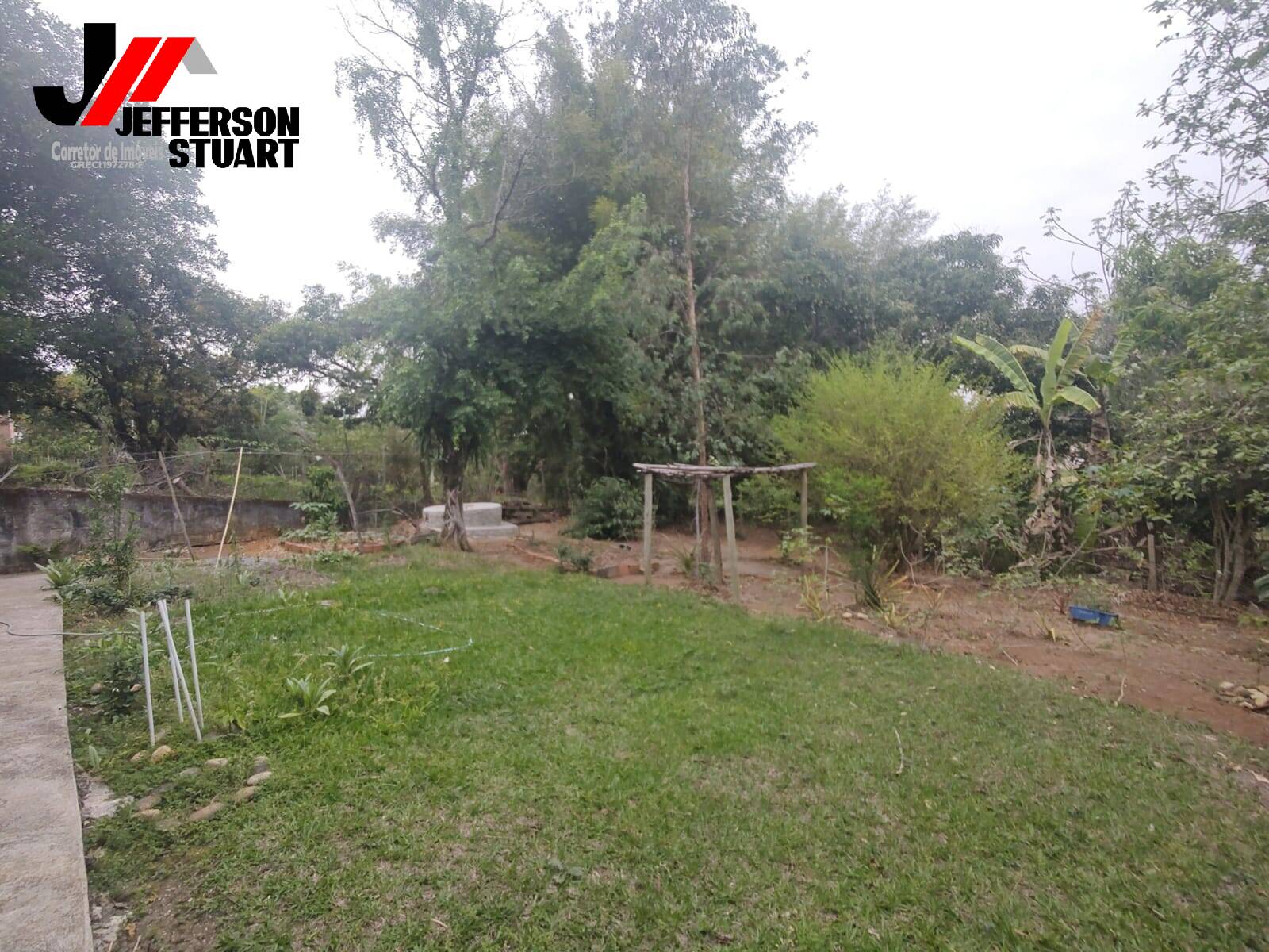 Chácara à venda com 3 quartos, 1440m² - Foto 2