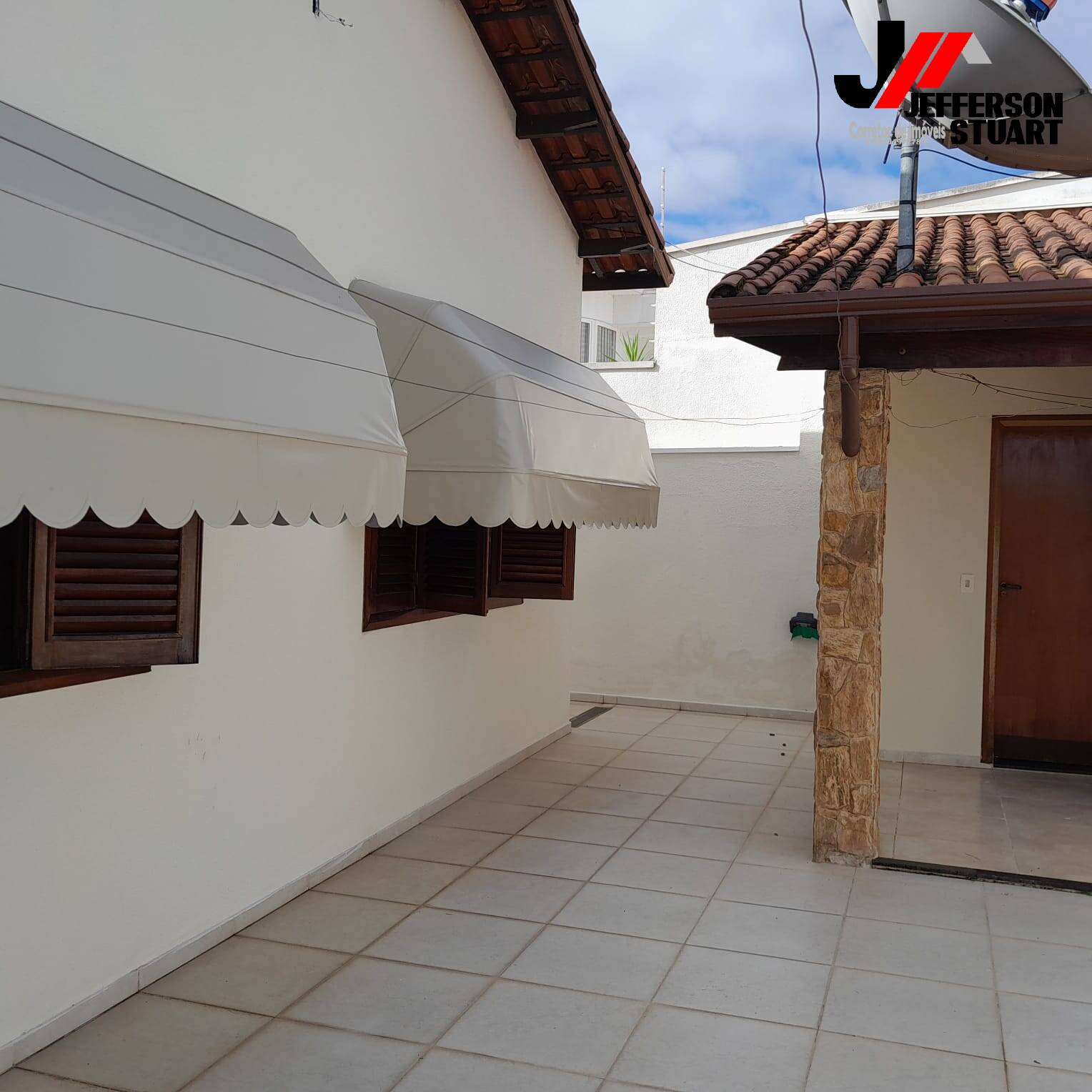 Casa à venda com 3 quartos, 190m² - Foto 25