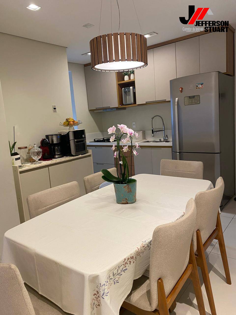 Apartamento à venda com 2 quartos, 69m² - Foto 2