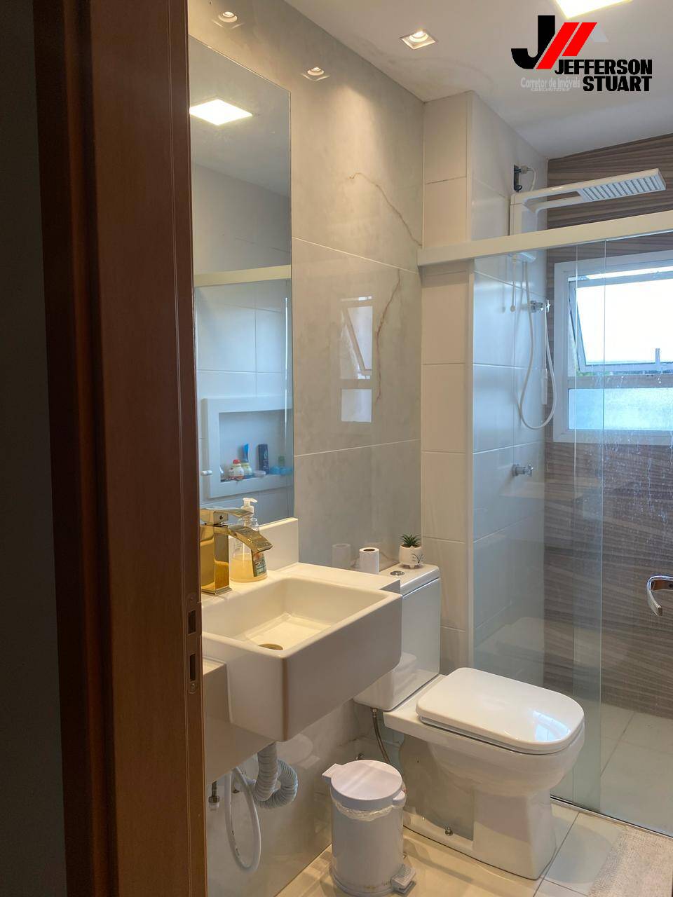 Apartamento à venda com 2 quartos, 69m² - Foto 8