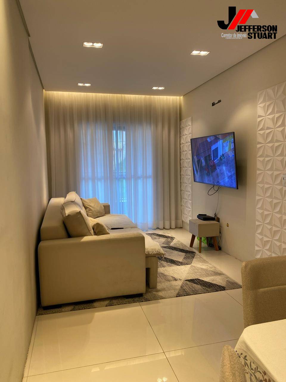 Apartamento à venda com 2 quartos, 69m² - Foto 1
