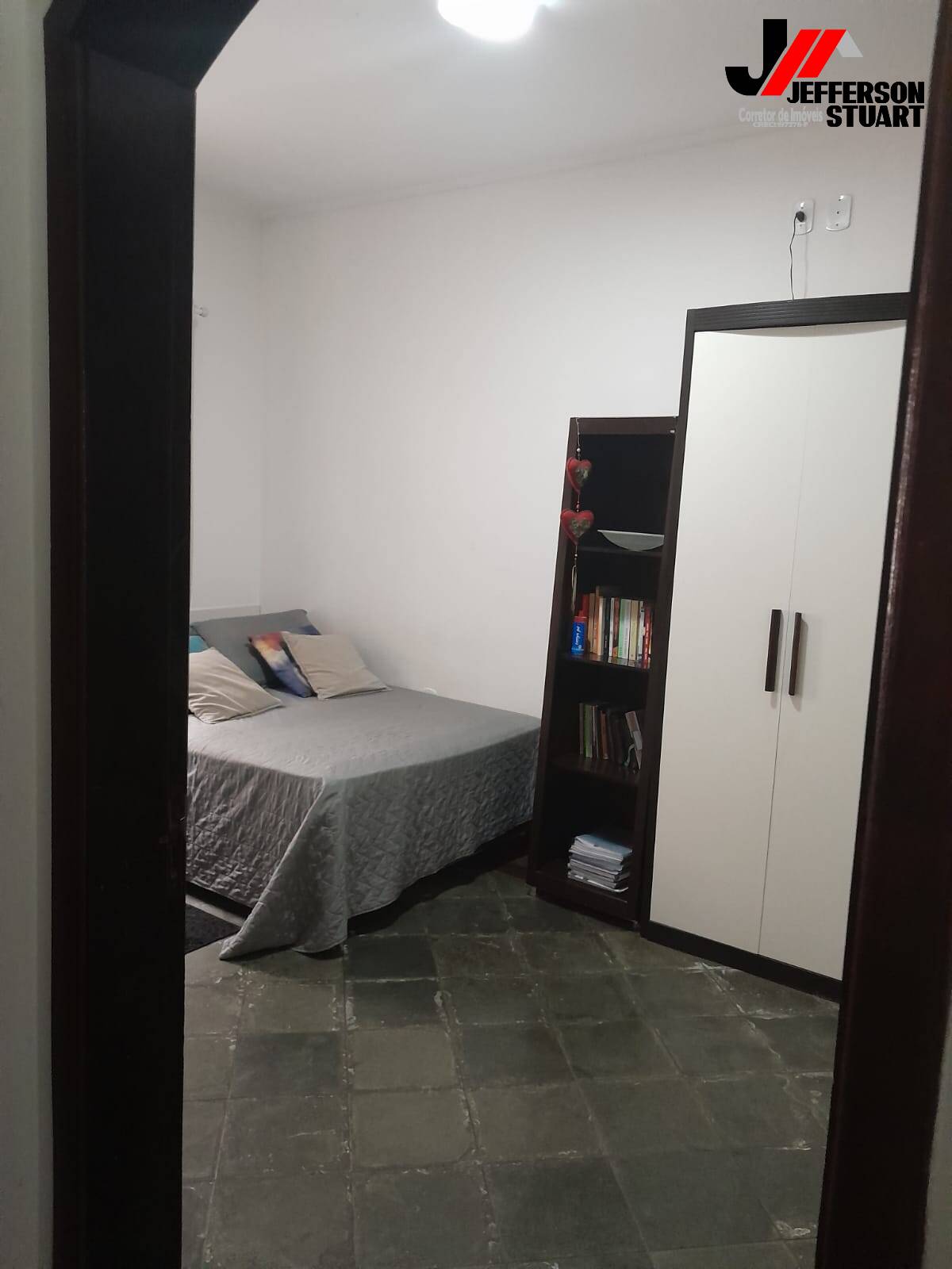 Casa à venda com 2 quartos, 180m² - Foto 11