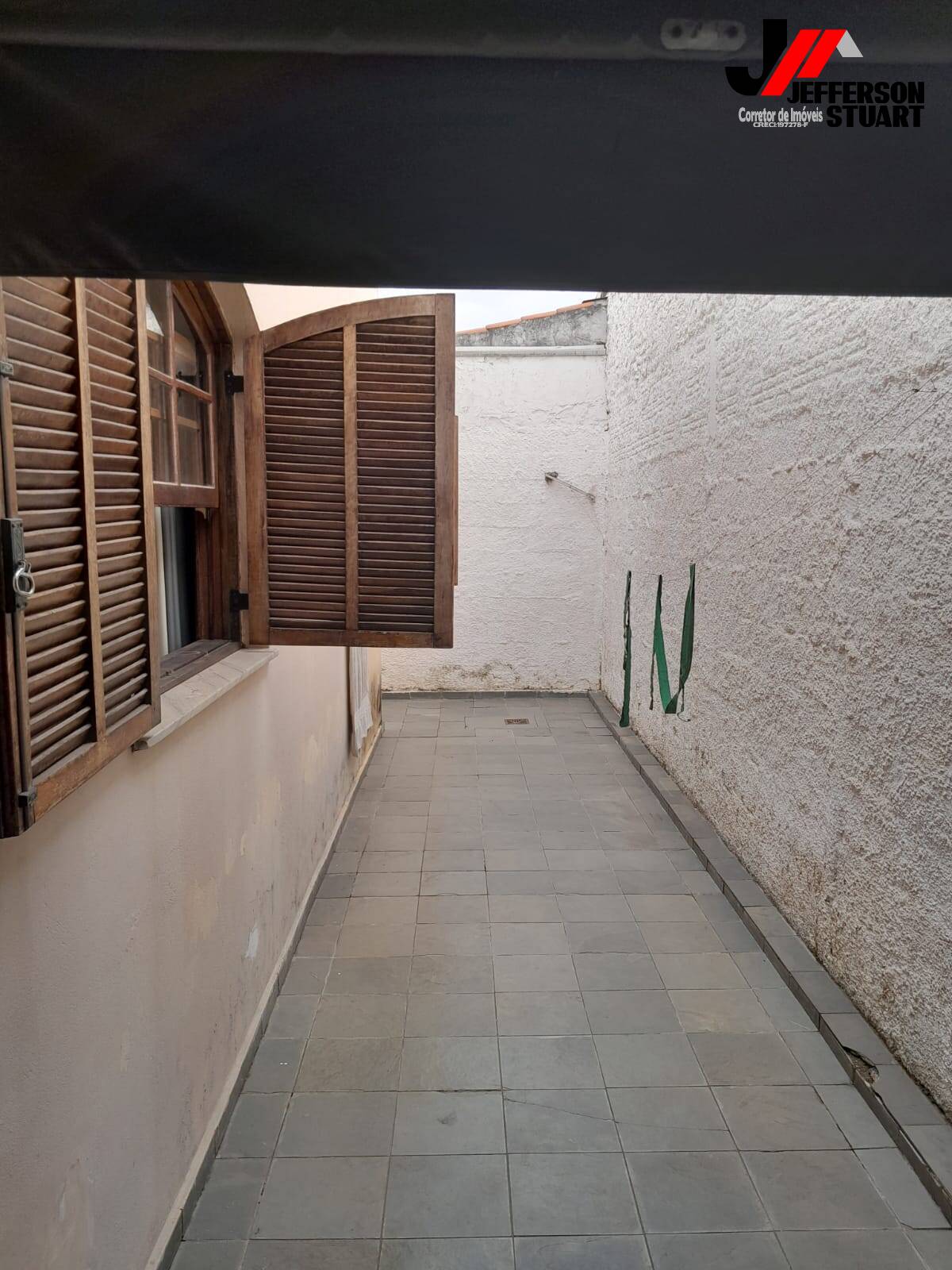 Casa à venda com 2 quartos, 180m² - Foto 18