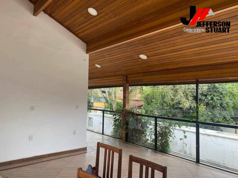 Sobrado à venda com 2 quartos, 220m² - Foto 4