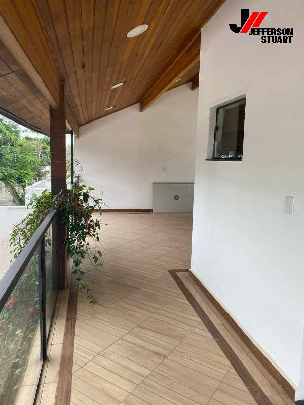 Sobrado à venda com 2 quartos, 220m² - Foto 6