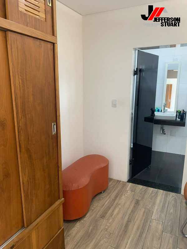 Sobrado à venda com 2 quartos, 220m² - Foto 8