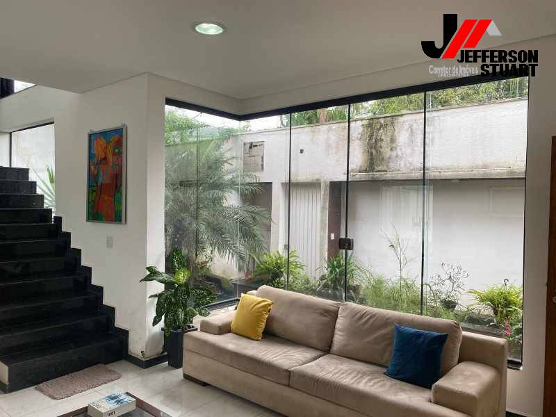 Sobrado à venda com 2 quartos, 220m² - Foto 14