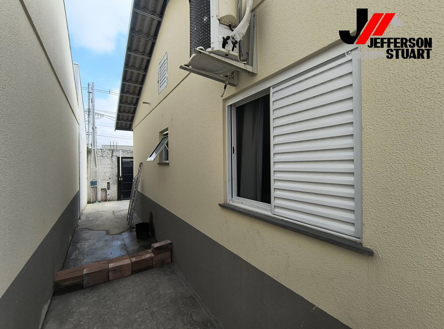 Casa à venda com 2 quartos, 45m² - Foto 14