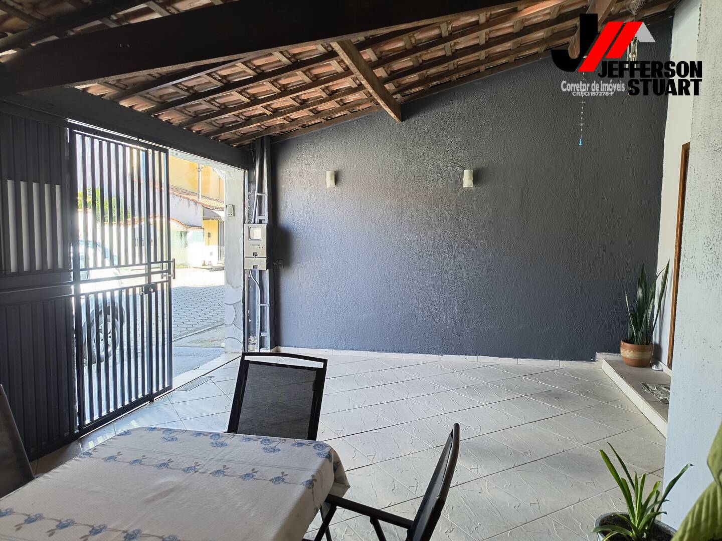 Casa à venda com 3 quartos, 113m² - Foto 3
