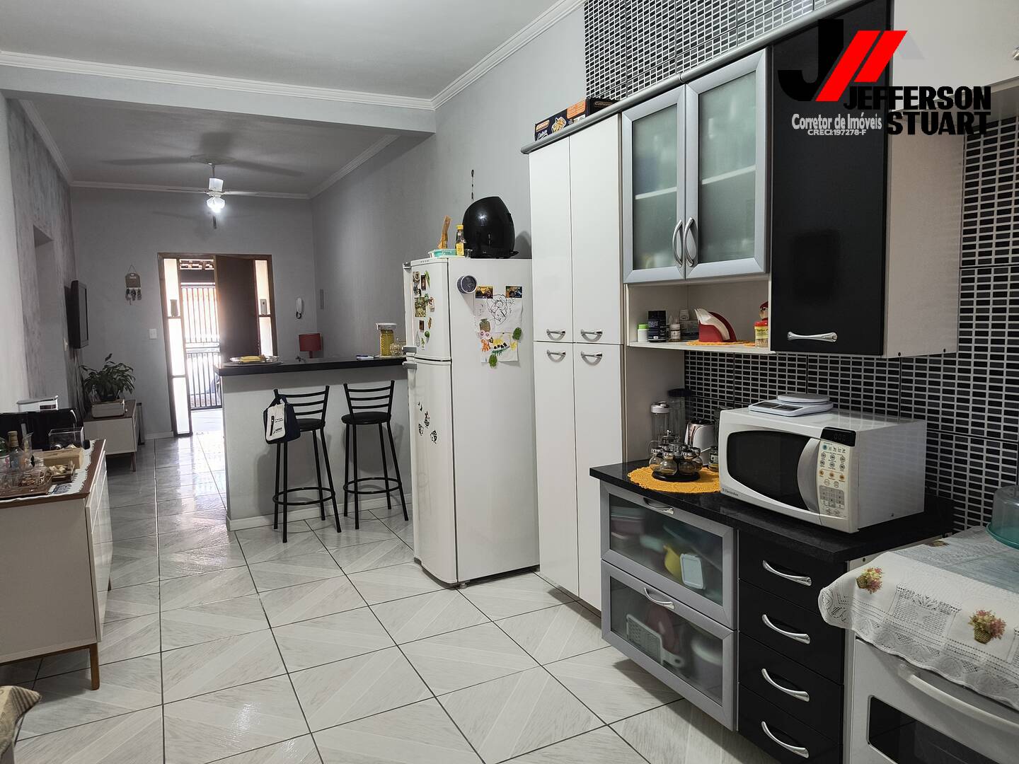 Casa à venda com 3 quartos, 113m² - Foto 8