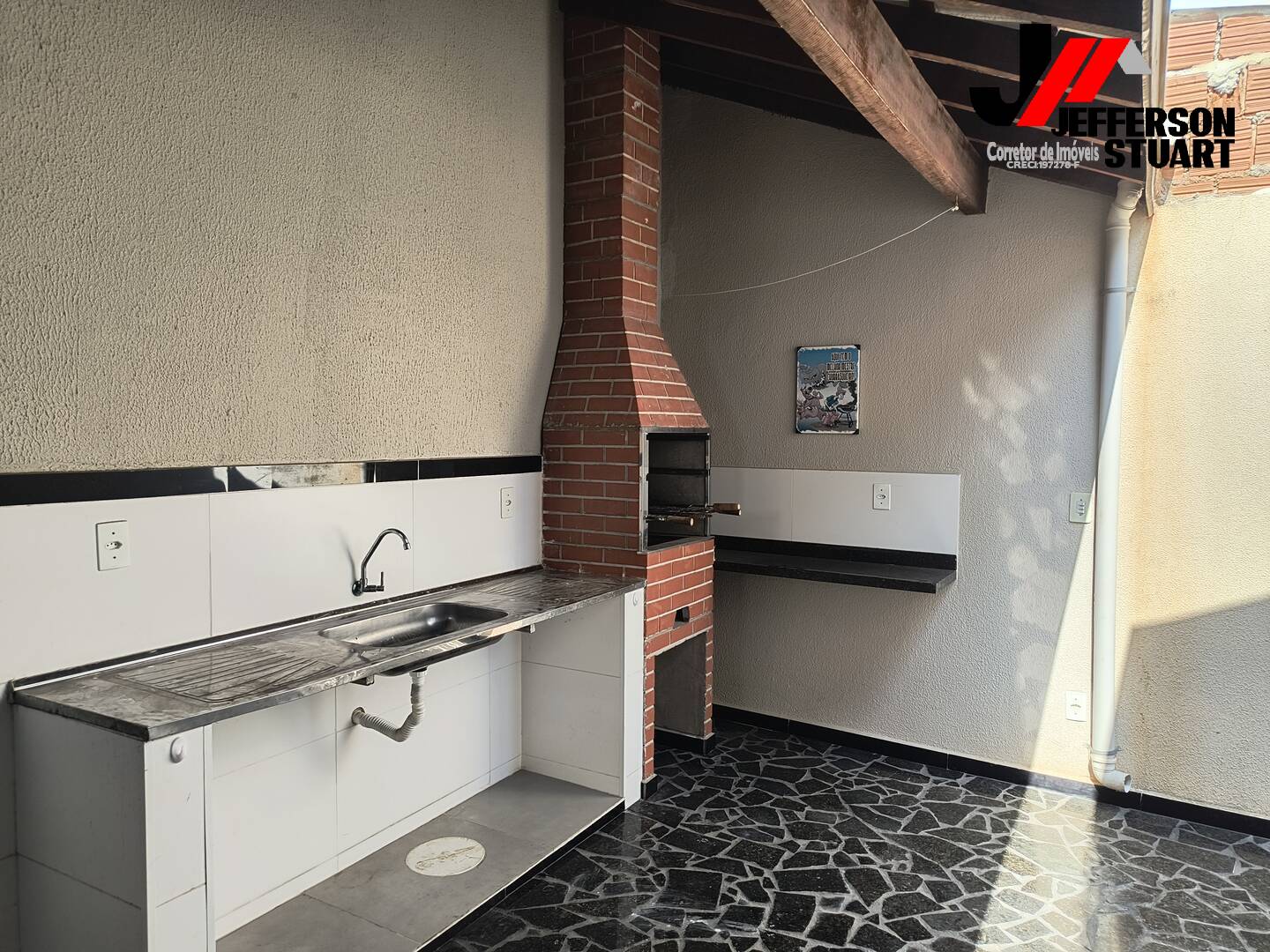 Casa à venda com 2 quartos, 68m² - Foto 13